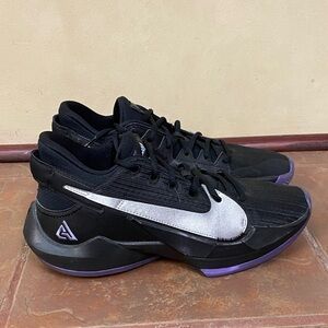 Nike Zoom Freak 2 Black Dusty Amethyst Purple Shoes Greek Giannis Men’s Size 8.5